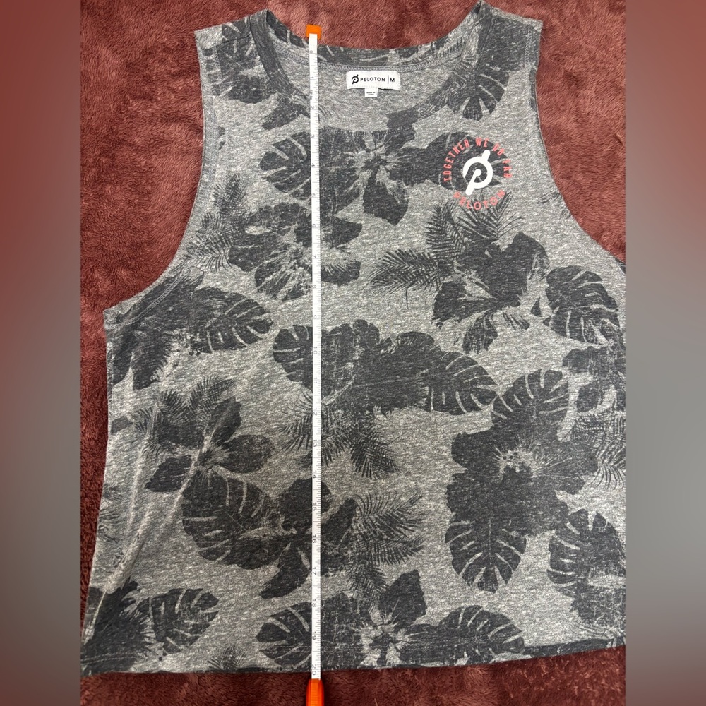 Peloton Palm Racer Tank Top - Picture 3 of 3